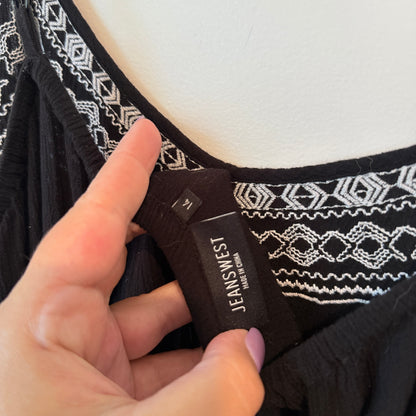 Jeanswest Embroidered Strappy Jumpsuit Black – Size M