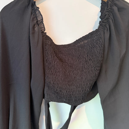 ThatsSoFetch Tie-Front Crop Top – Black – Size 8