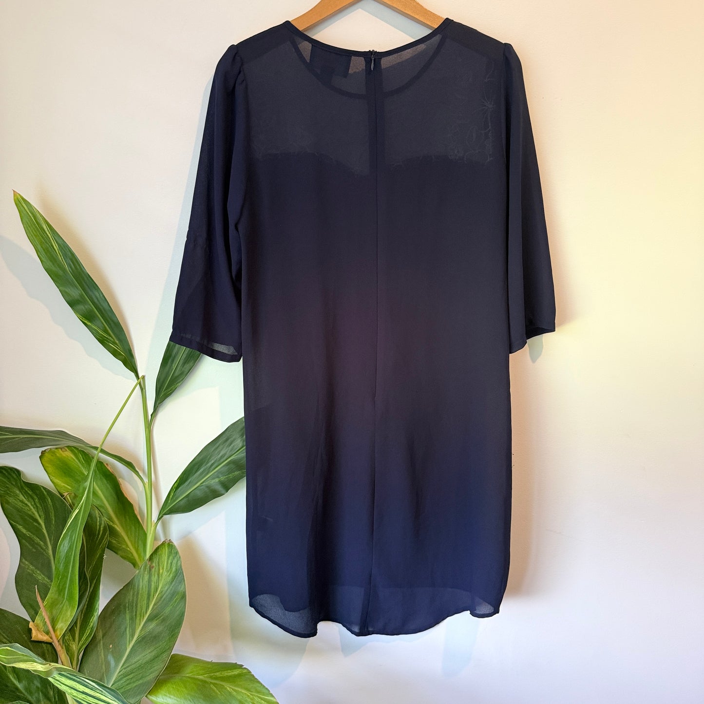 Augustine International Lace Chiffon Dress – Navy Blue – Size M