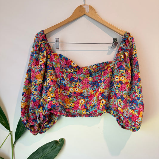 Shein Floral Smocked Puff Sleeve Crop Top – Size XL