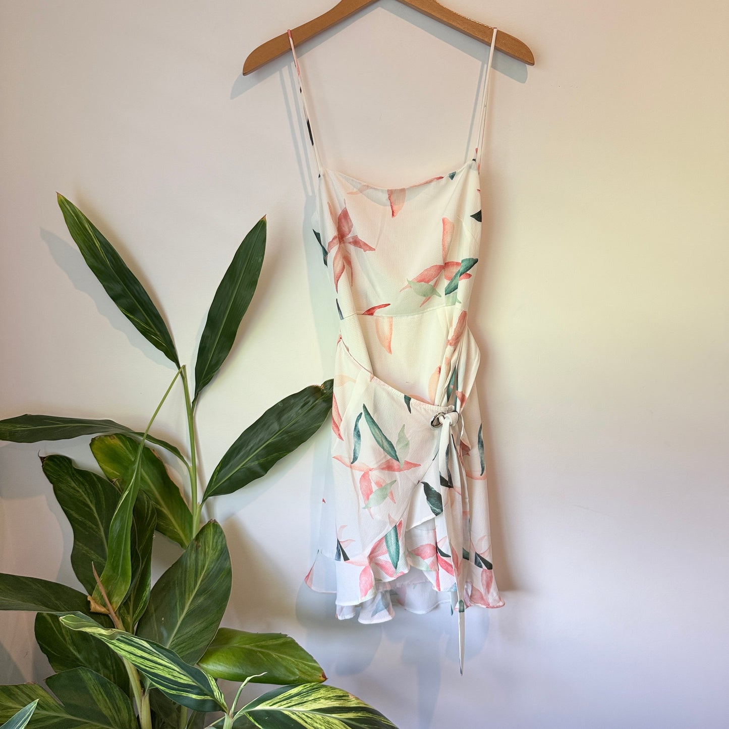 Angel Biba Floral Wrap Mini Dress – White – Size 8