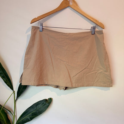 Mirrou Mini Skort Beige - Size 14