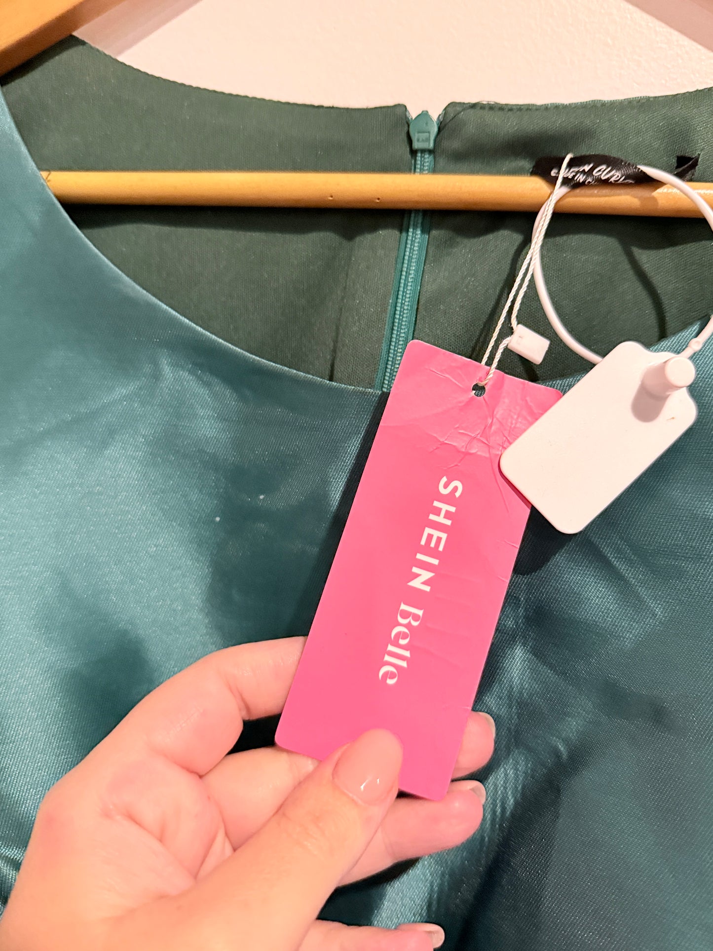 Shein Curve Emerald Green Satin Ruffle Dress Size 3XL Sleeveless Party Dress