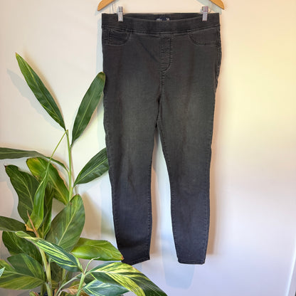 Urban Jeans Co. Pull On Skinny Jeans Black - Size 14