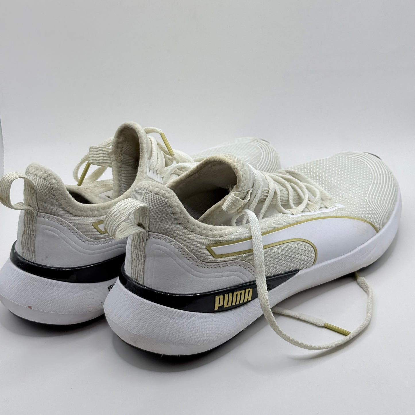 Women’s Puma Softride White & Gold Training Shoes - Size 40 / 9.5
