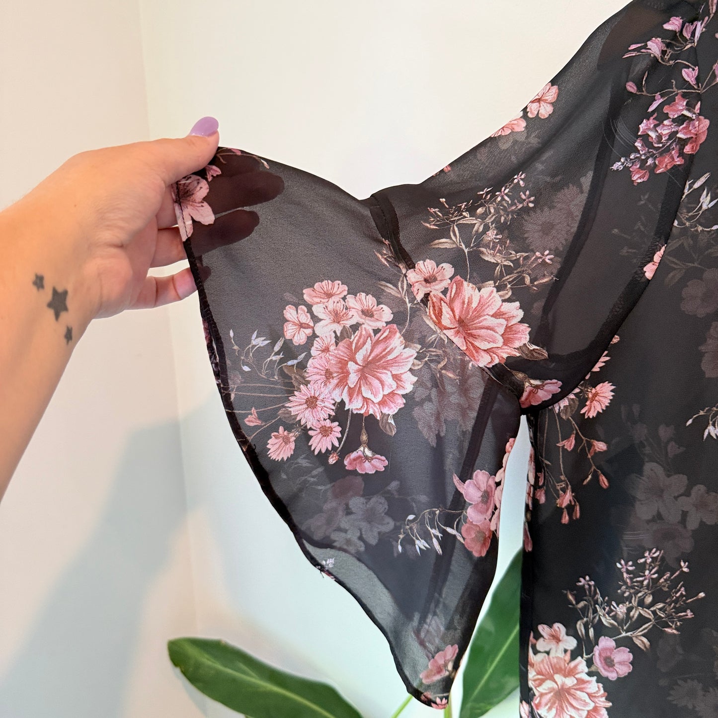 Just Jeans Floral Tie Front Sheer Top Black - Size 8