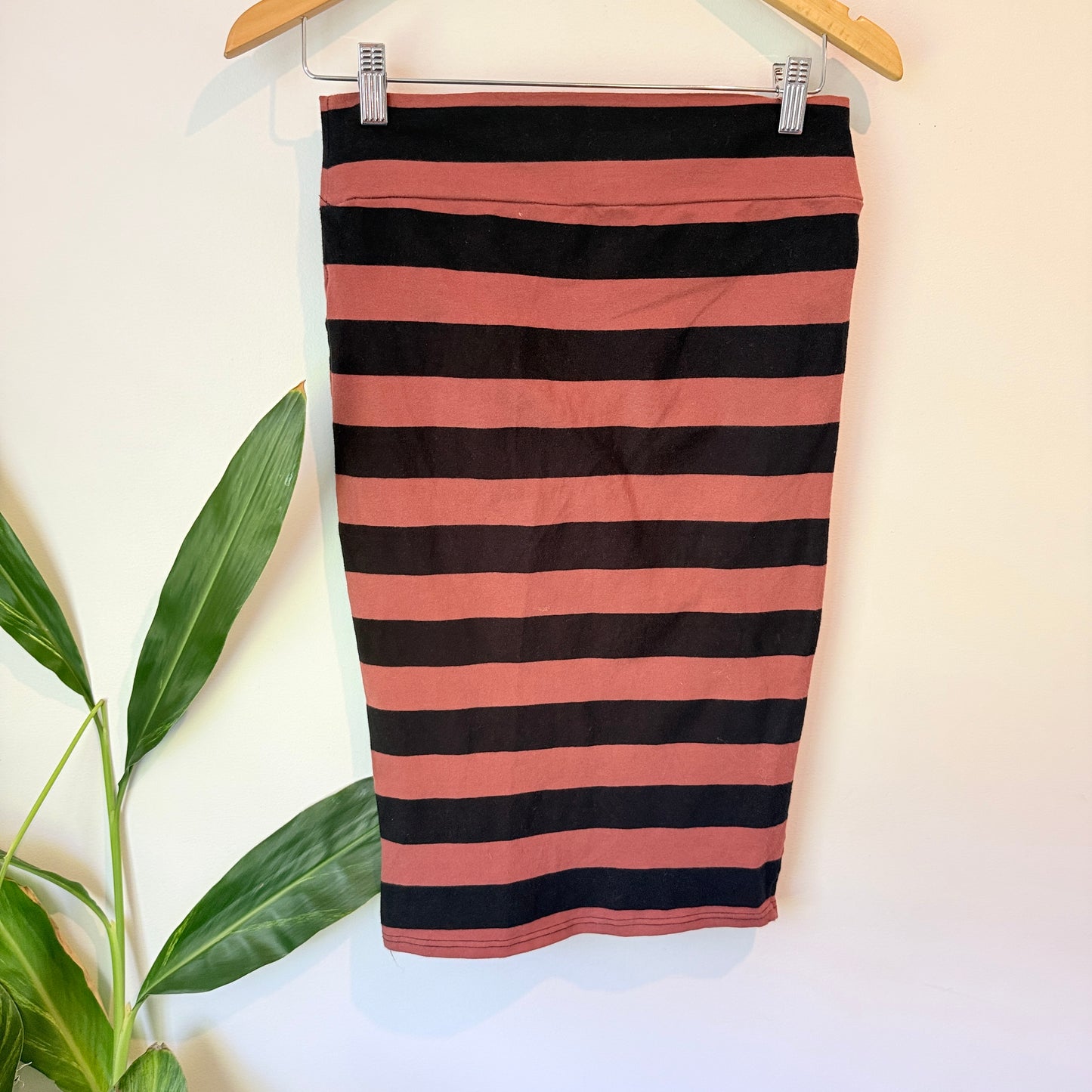 Cotton On Womens Striped Tube Skirt Rust Black - Size M