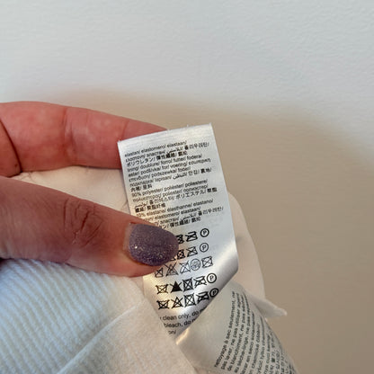 Calvin Klein Size 4 White Skirt