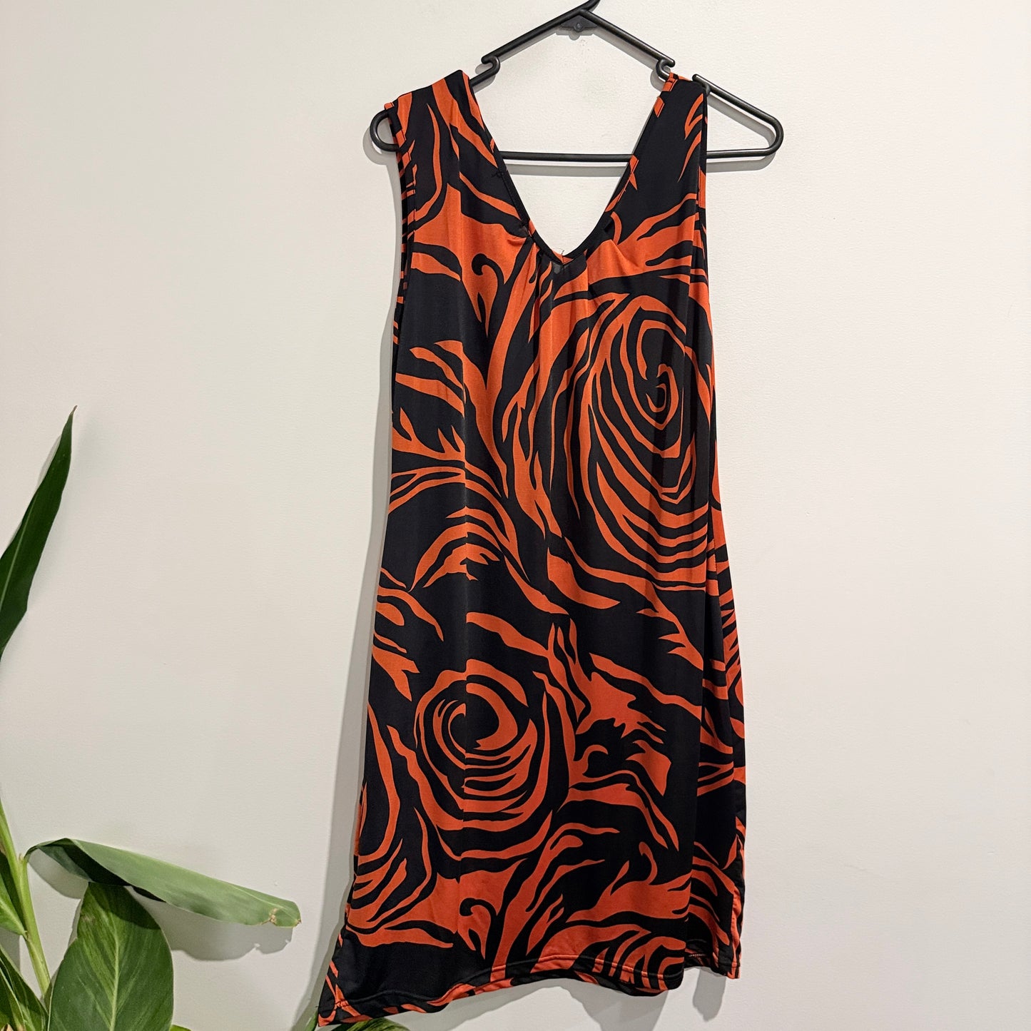 Mix Max Size XL Sleeveless V-Neck Casual Dress