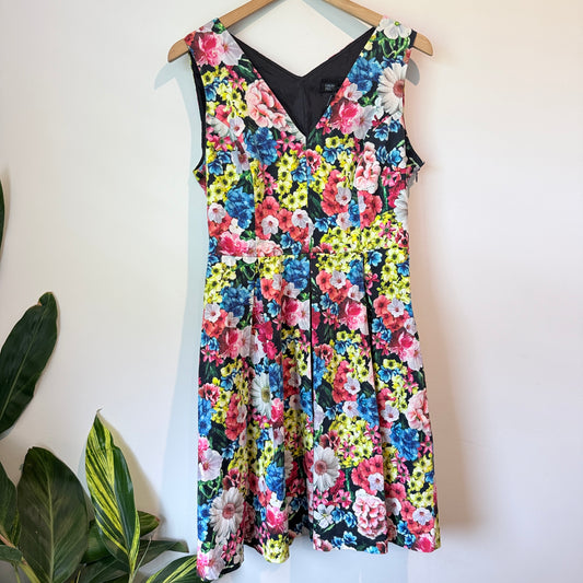 Urban Precinct Size 12 Cotton Floral Dress