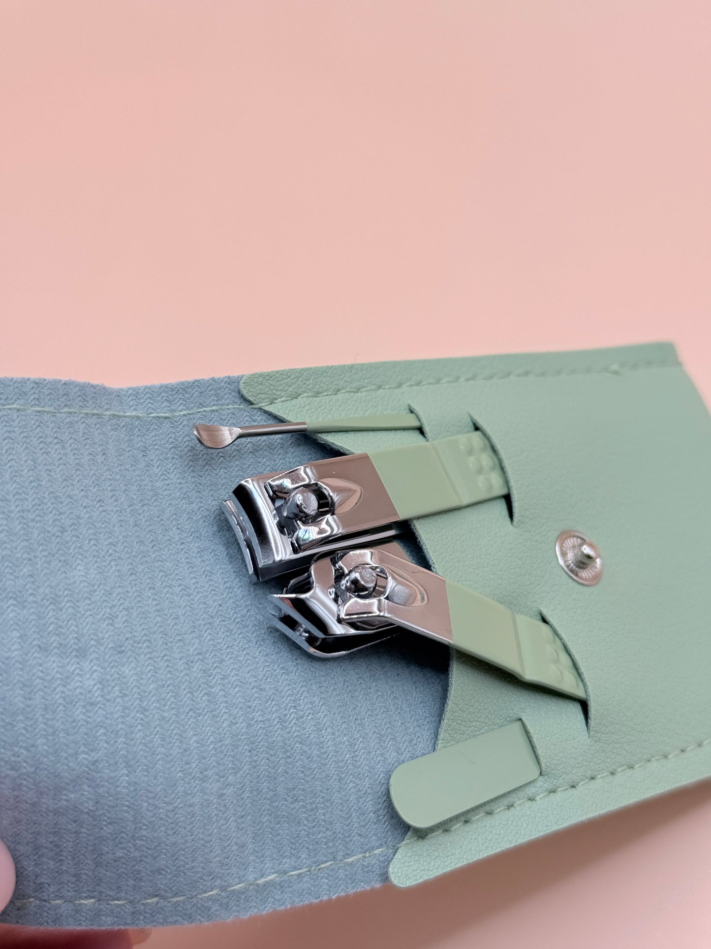 Nail Clipper Set Travel Case