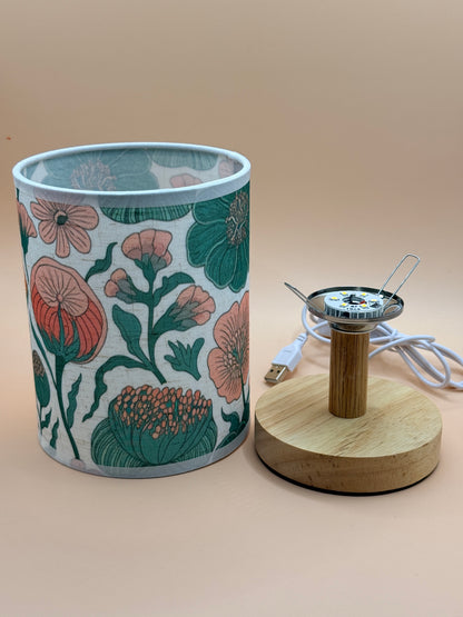 Floral USB Table Lamp