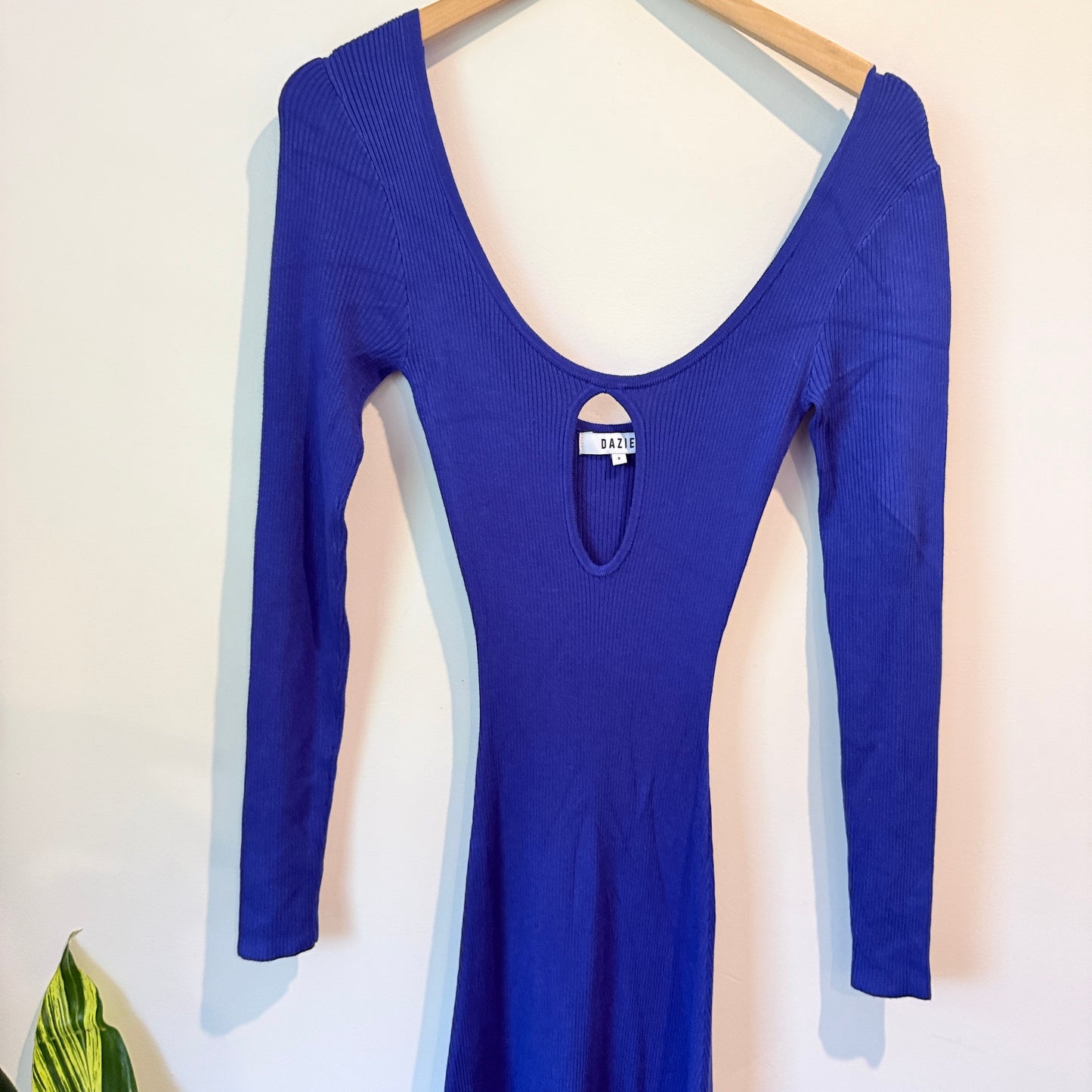 Dazie Size 8 Stretch Ribbed Maxi Dress