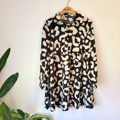Emery Rose Abstract Animal Print Shirt Dress Black & Cream - Size S