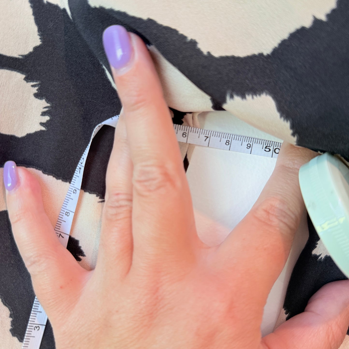 Emery Rose Abstract Animal Print Shirt Dress Black & Cream - Size S