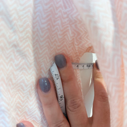 Succhi Collection by Susie Holland Viscose Light Patterned Top - 48cm U/Arm