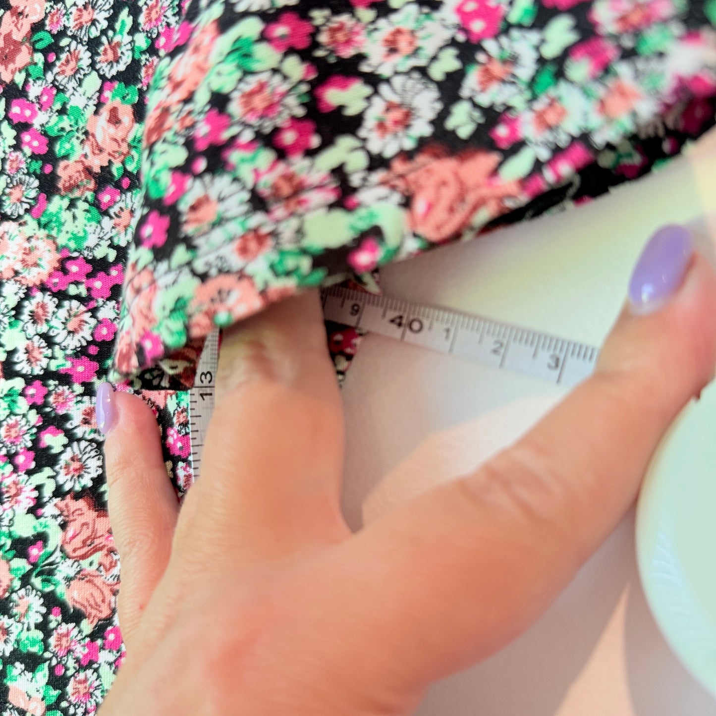 Unbranded Floral V-Neck Midi Dress - 39cm U/Arm