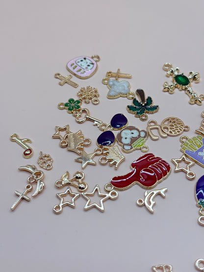 Mixed Charm Pendant Set