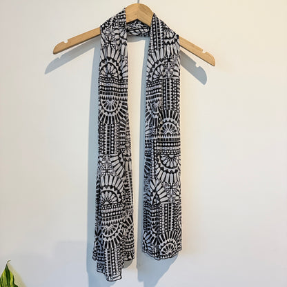 Black & White Geometric Patterned Scarf