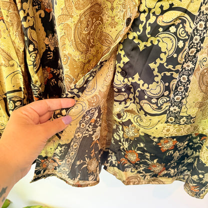Mirrou Patchwork Paisley Button-Up Shirt – Size 10
