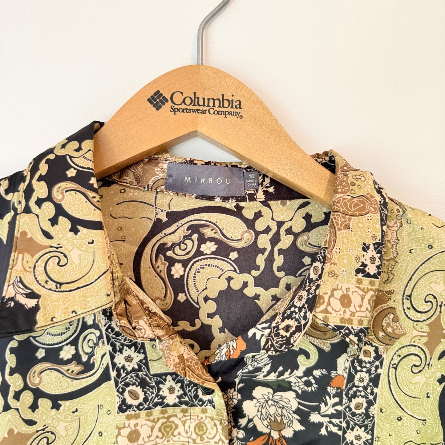 Mirrou Patchwork Paisley Button-Up Shirt – Size 10