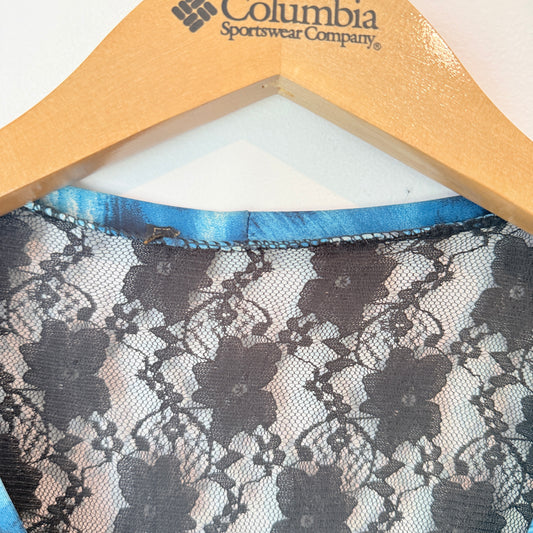 Unknown Brand Lace Panel Zip Front Top - 55cm U/Arm