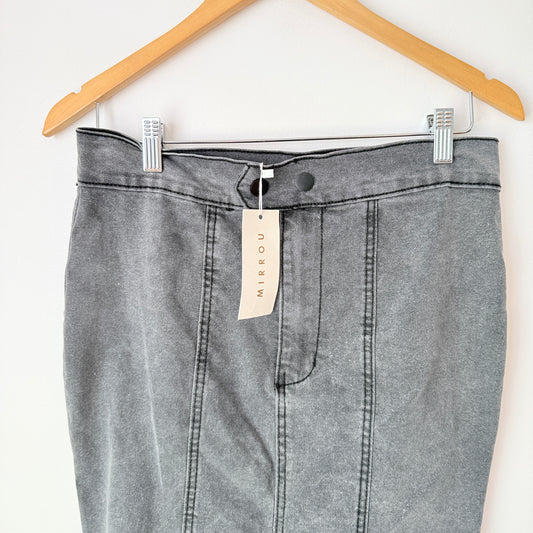 Mirrou Grey Denim Midi Skirt – Grey – Size M