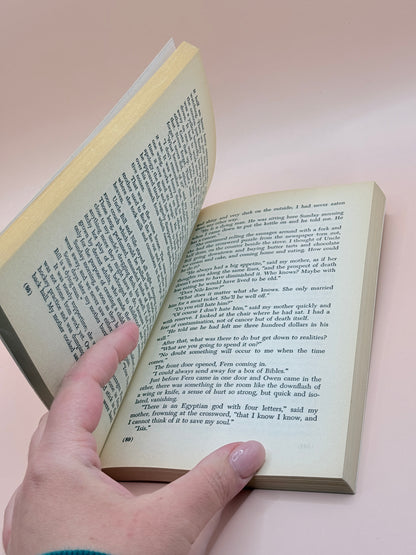 Lives of Girls and Women by Alice Munro