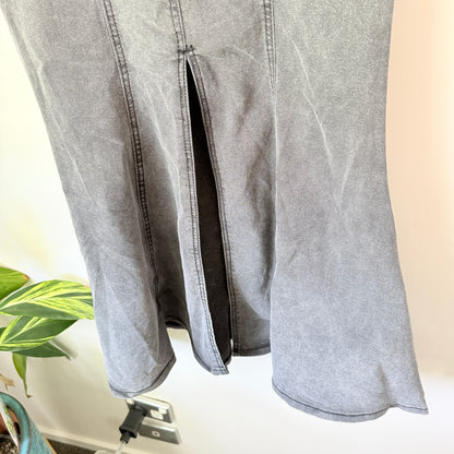 Mirrou Grey Denim Midi Skirt – Grey – Size M