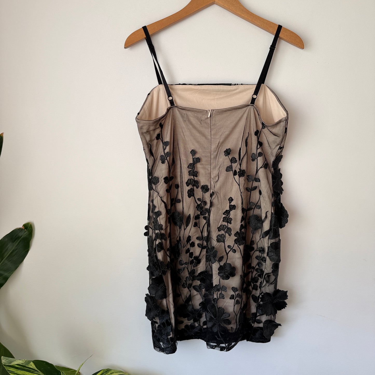 Mirrou Black Floral Lace Overlay Dress – Size L