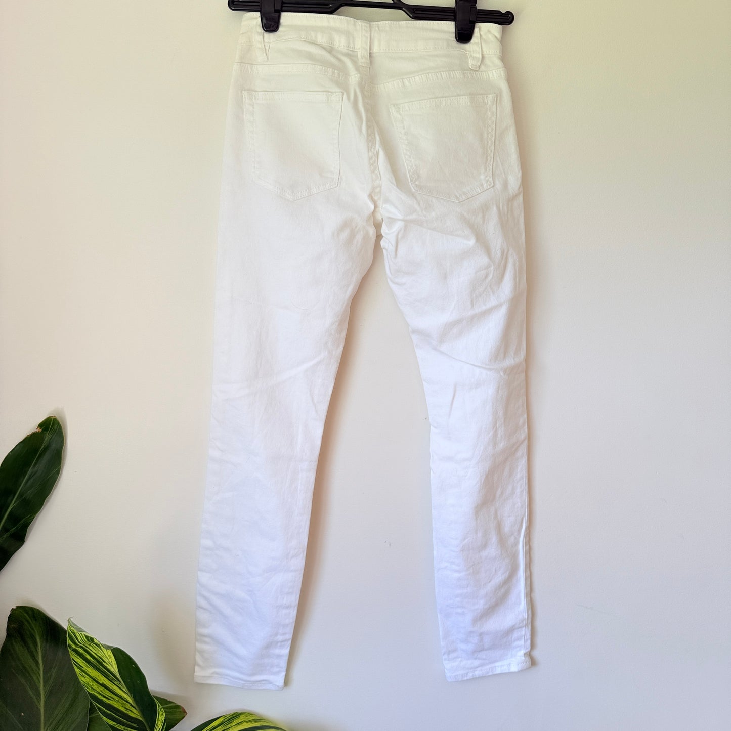 WITCHERY DENIM White Skinny Jeans - Size 6