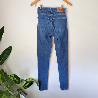 Levi’s Premium Size 25 High-Rise Skinny Blue Denim Jeans