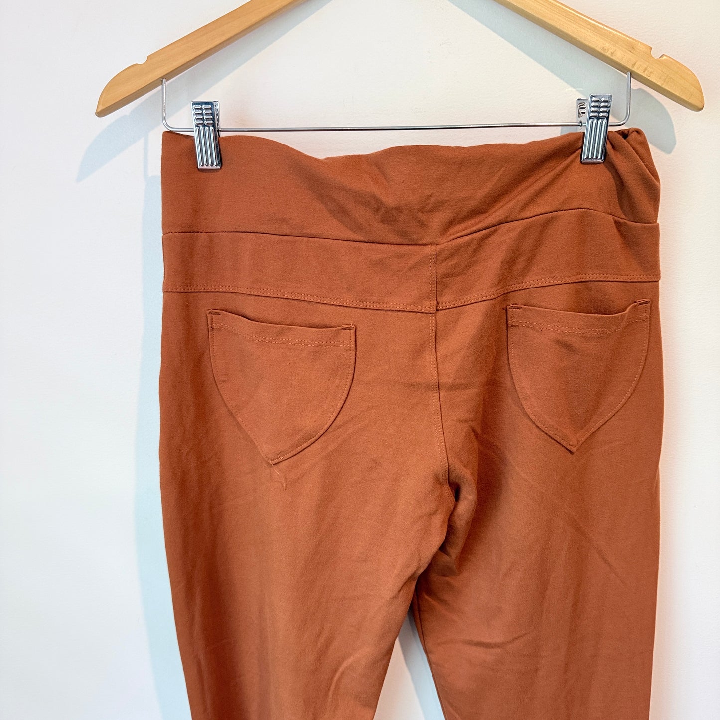 Elomelo Size 34 Ankle Pants