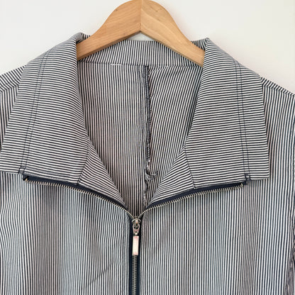 Black & White Pinstripe Zip-Up Jacket – U/Arm 57cm