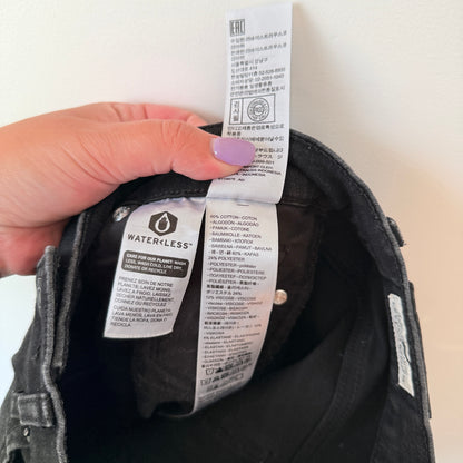 Levi 312 Shaping Slim Size 25 Black Skinny Denim Jeans