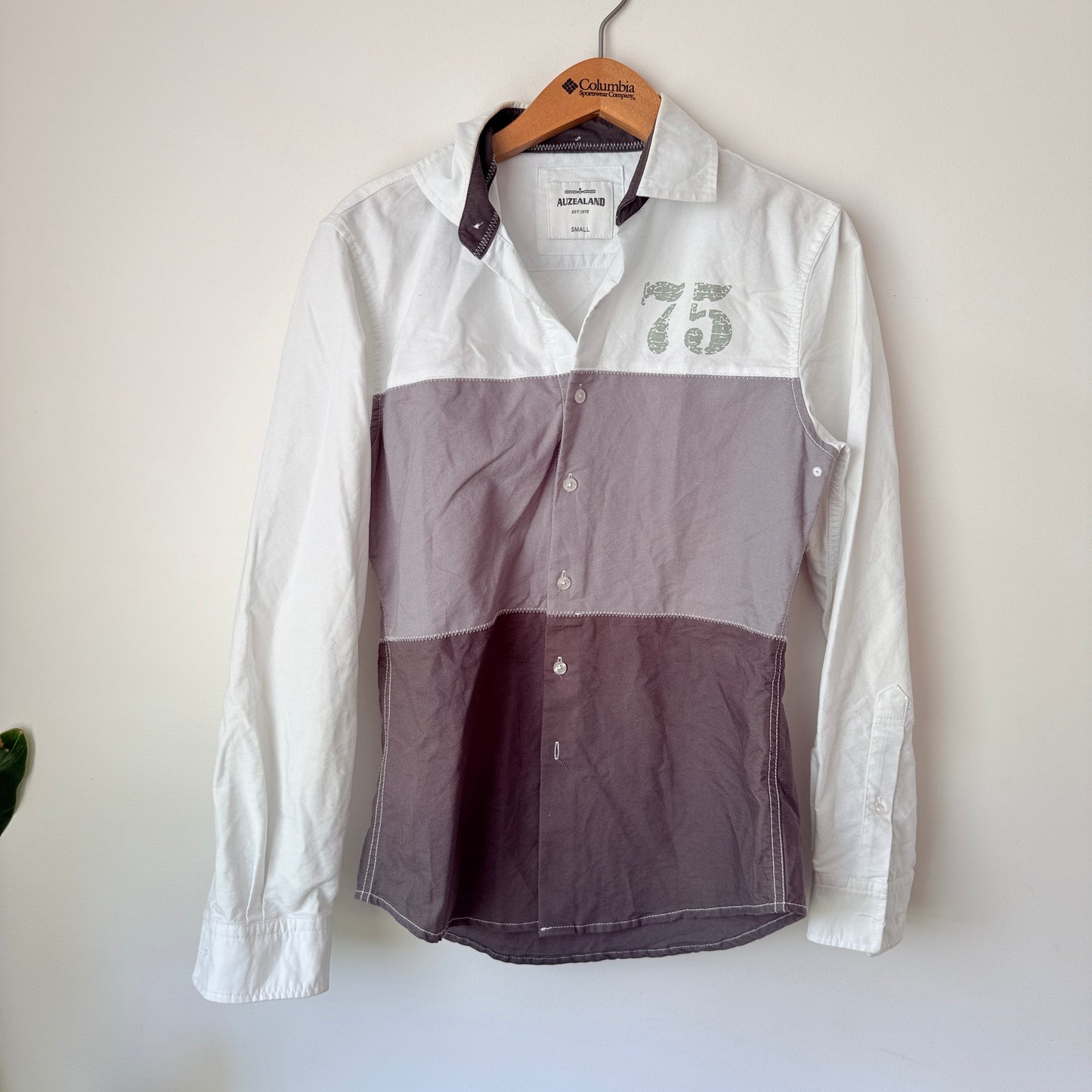 Auzealand Size Small Multicolour Long-Sleeve Button-Up Shirt