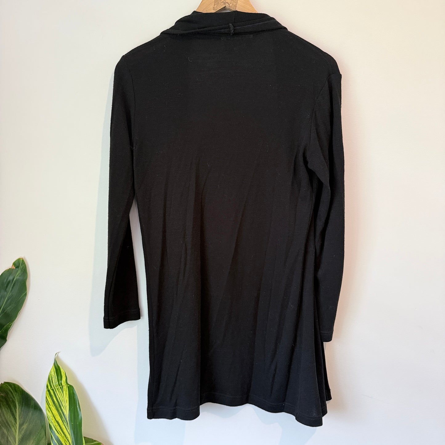 Experience New Zealand Size S Black Open-Front Merino Cardigan