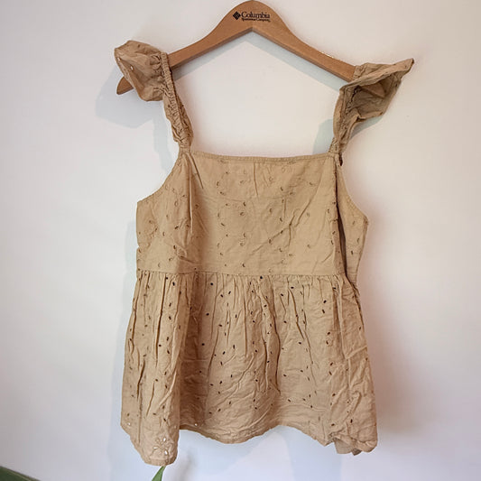 Brand Unknown Size U/Arm to U/Arm 45cm Eyelet Top