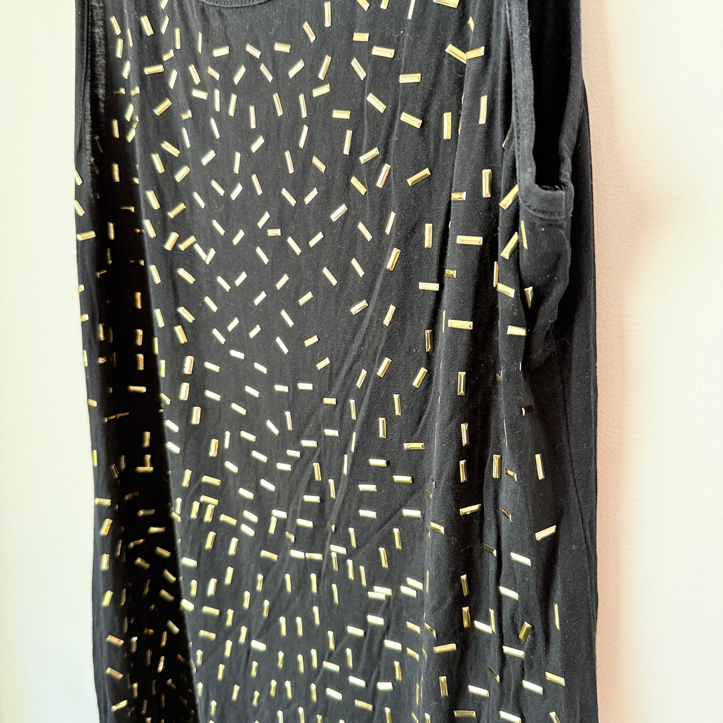 Brand Unknown Black Sleeveless Gold Embellished Top Size U/Arm to U/Arm 46cm