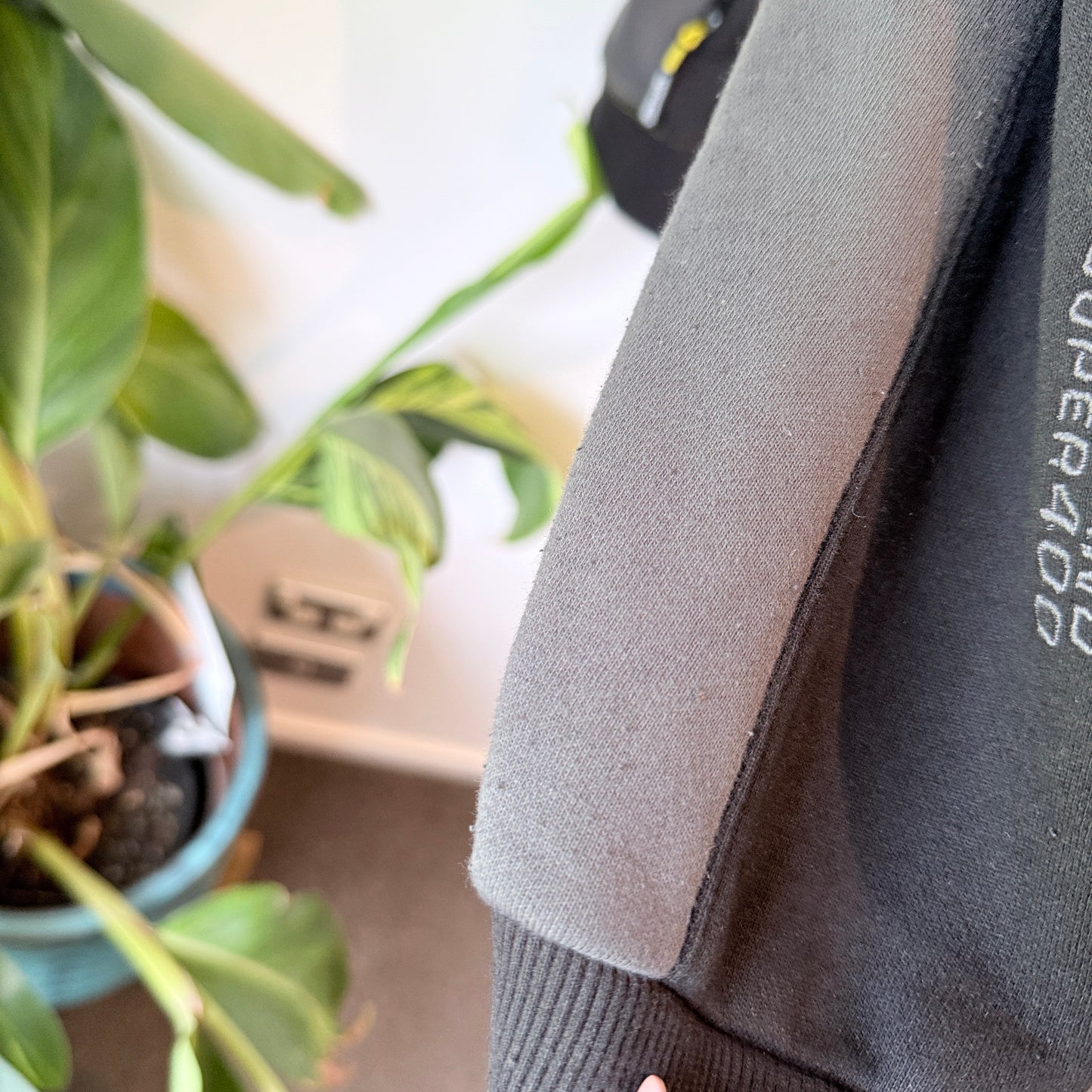 ITM Auckland Super400 V8 Supercars Zip-Up Hoodie Black - XL