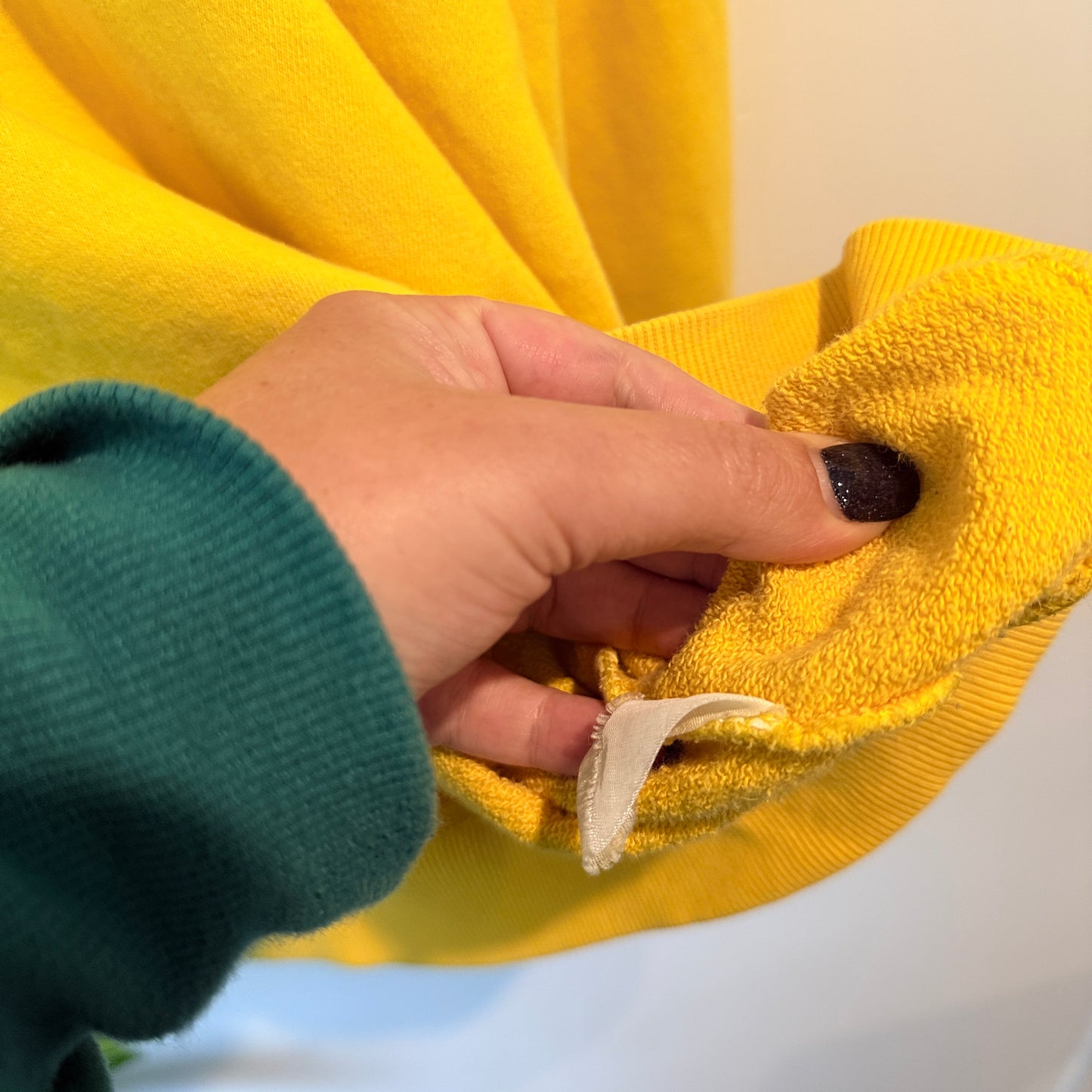 Holy Chic U/Arm to U/Arm 76cm Yellow Long-Sleeve Crewneck Sweatshirt