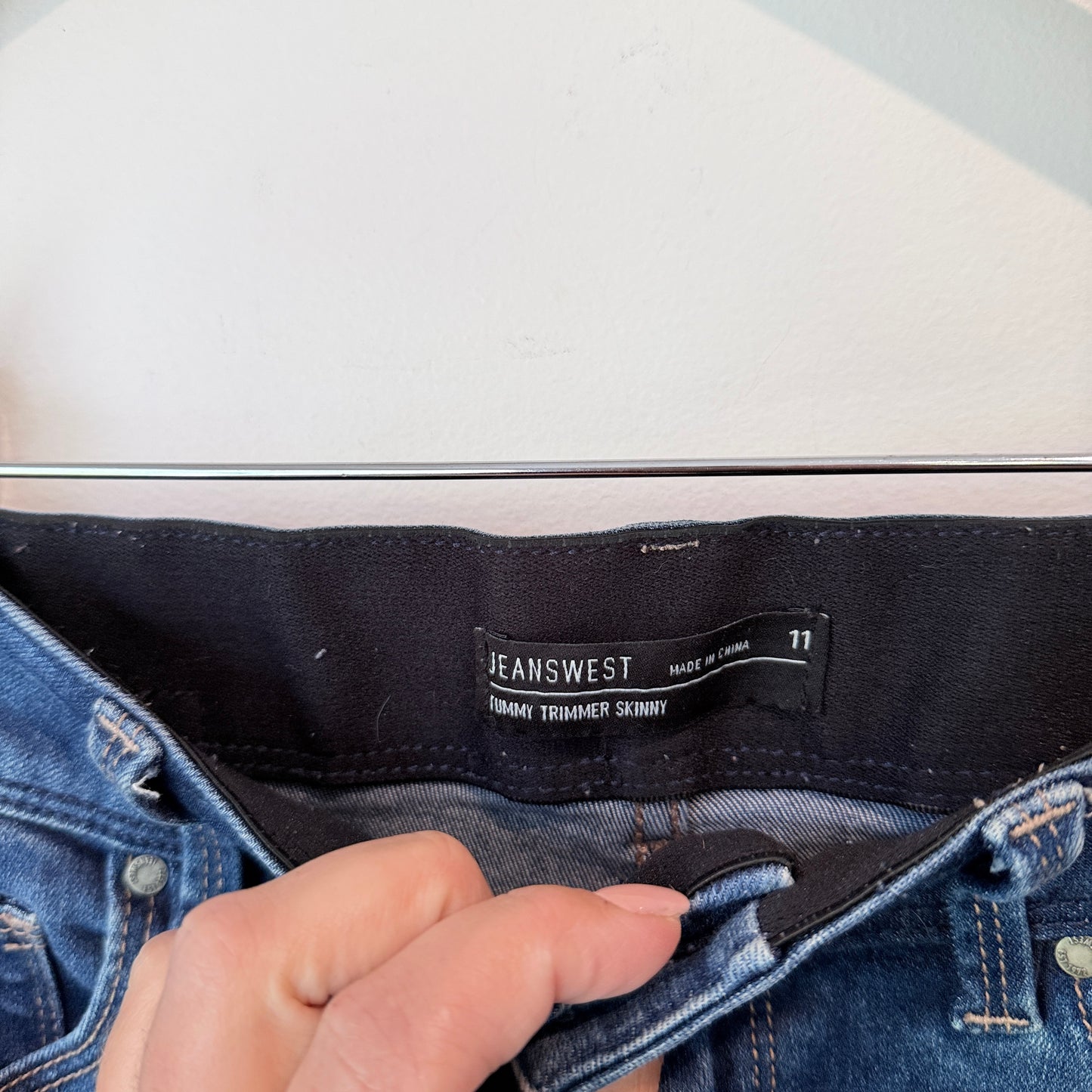 Jeanswest Tummy Trimmer Skinny Jeans Blue - Size 11