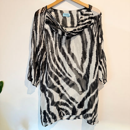 Jetblonde Size 14 Zebra Print Sheer Tunic Top