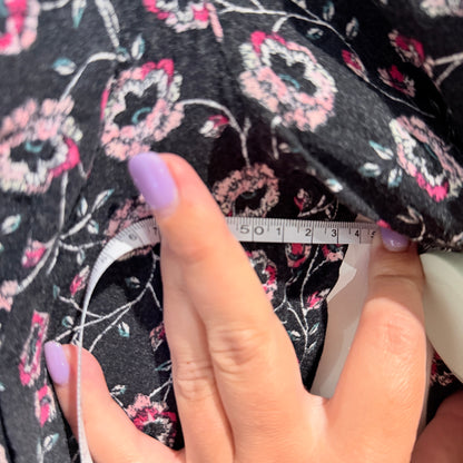 Brand Unknown Long-Sleeve Floral Blouse – 54cm U/Arm