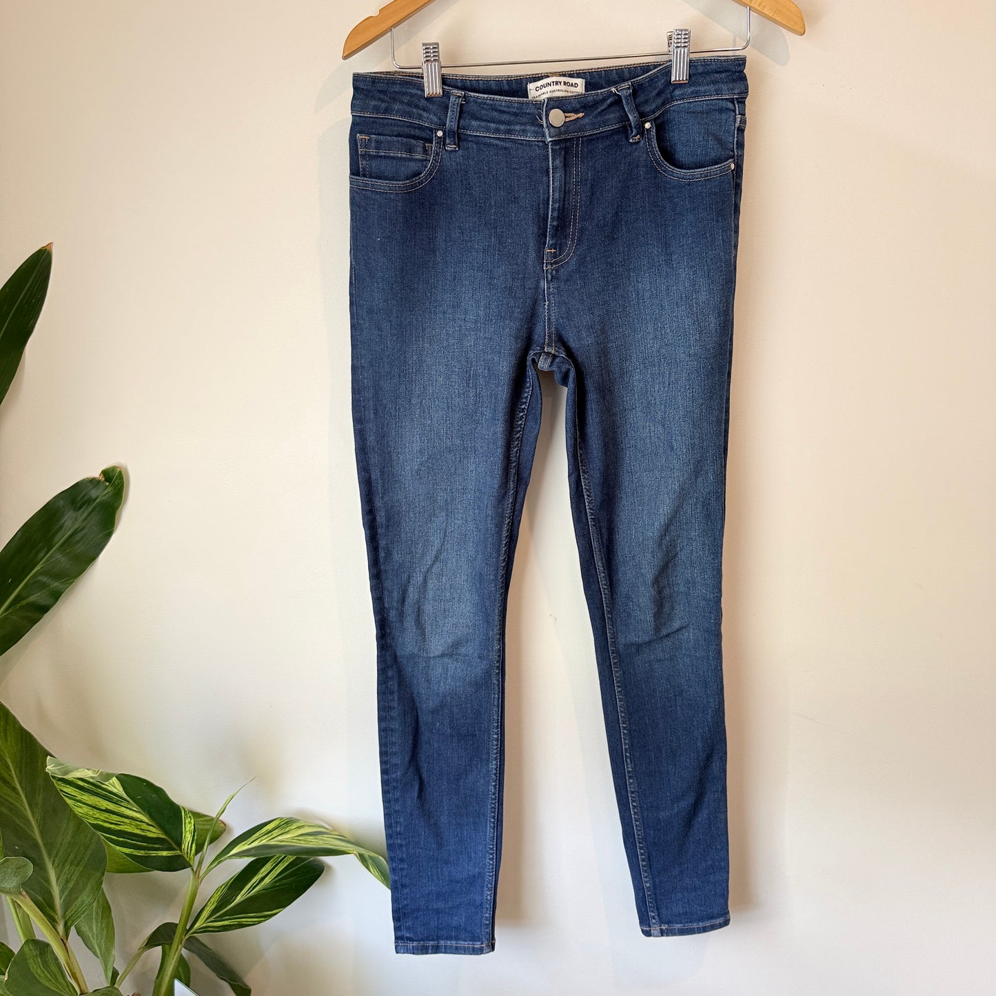 Country Road Size 10 Mid-Rise Skinny Blue Jeans