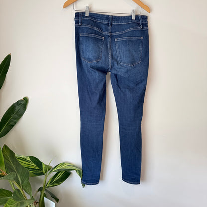 Country Road Size 10 Mid-Rise Skinny Blue Jeans