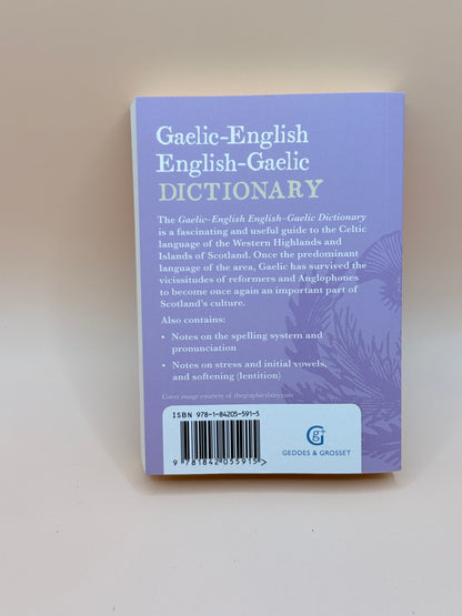 Gaelic-English English-Gaelic Dictionary by Geddes & Grosset