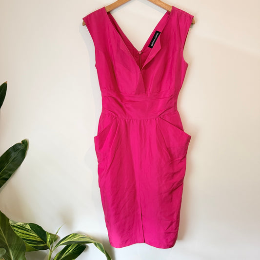 Bettina Liano Size 10 Pink Sleeveless V-Neck Dress