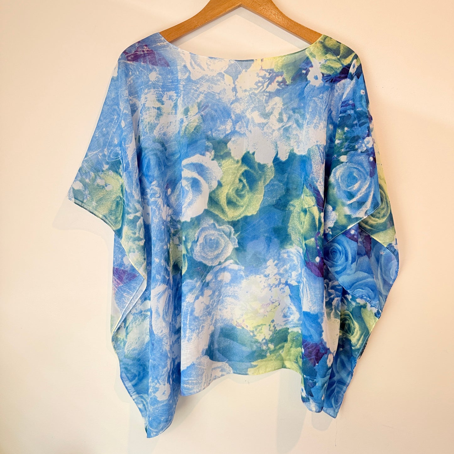 Brand Unknown Floral Print Chiffon Top - One Size