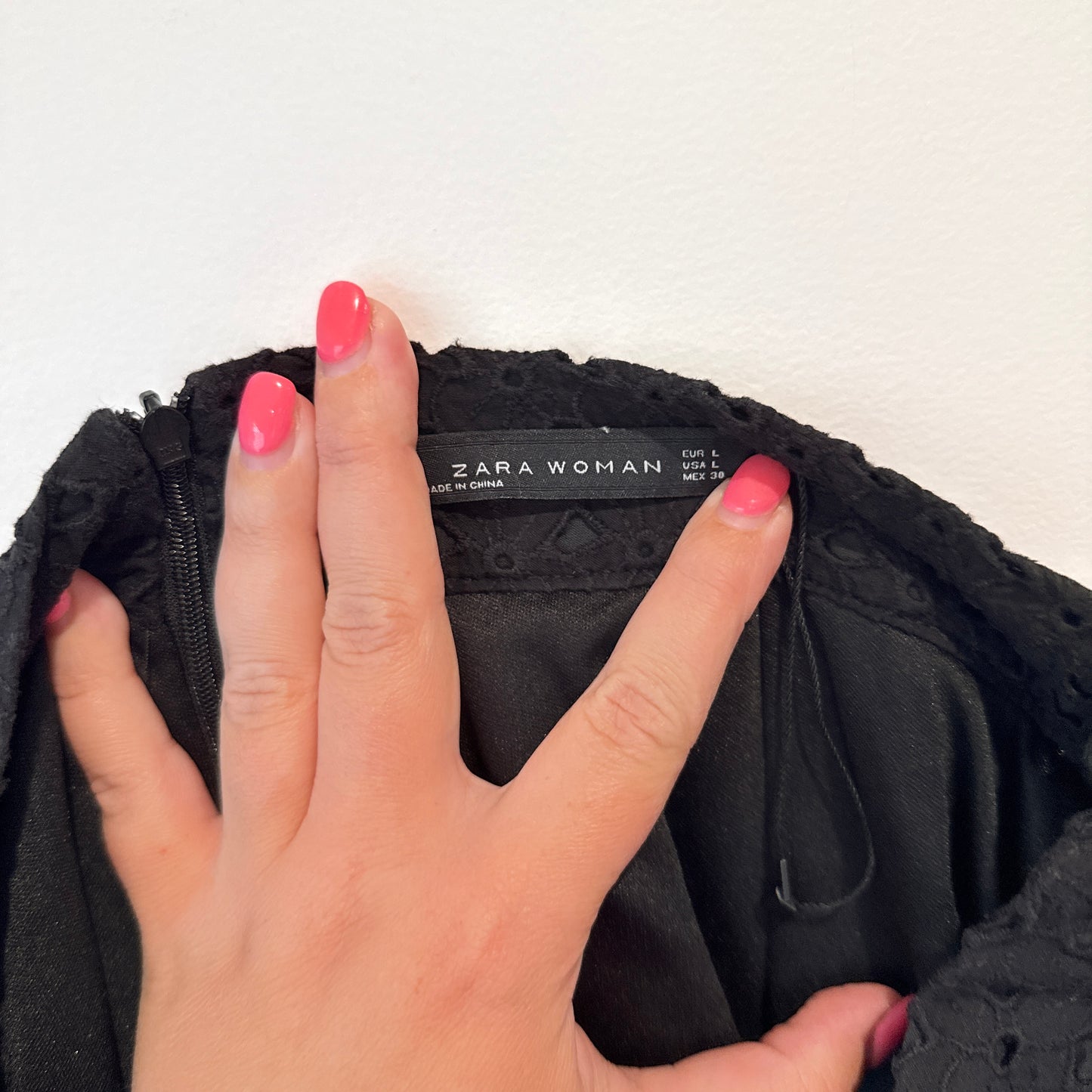 Zara Size XL Black Eyelet Lace A-Line Midi Skirt